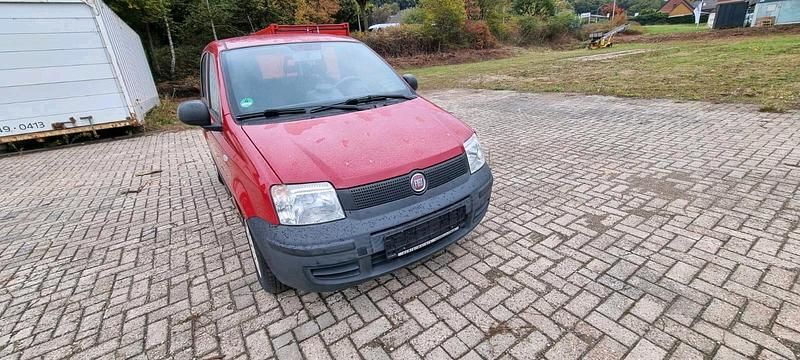 Rot Gebraucht 2010 Fiat Panda Kleinwagen | 1.000 € (Superpreis) - Bild 1/4