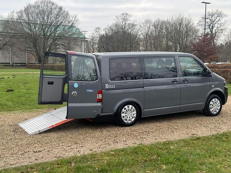 Gebraucht VW Transporter 102 PS (75 kW) 2014 Grau Van