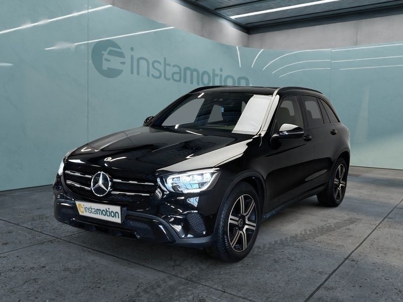 Schwarz Gebraucht 2021 Mercedes GLC220 Night SUV | 34.750 € (Fairer Preis) - Bild 1/3