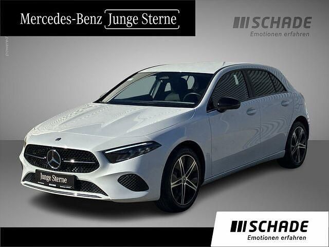 Gebraucht Mercedes A250 Progressive 218 PS (160 kW) 2023 Weiß Limousine