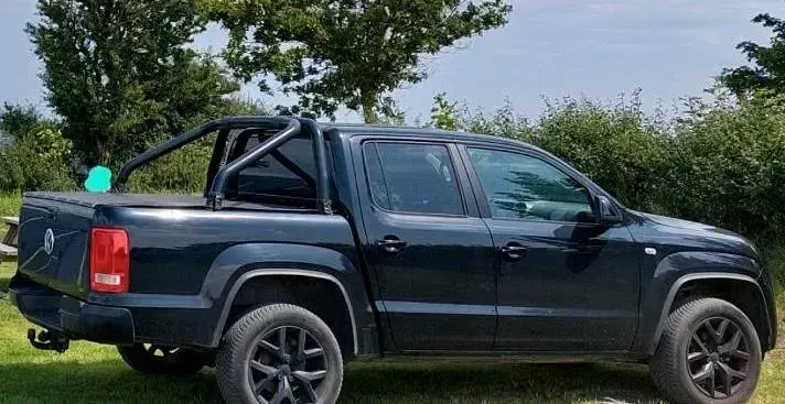Gebraucht VW Amarok 122 PS (89 kW) 2013 Schwarz Pickup