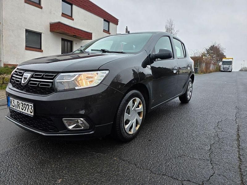 Gebraucht Dacia Sandero Essentiel 73 PS (53 kW) 2020 Schwarz Limousine