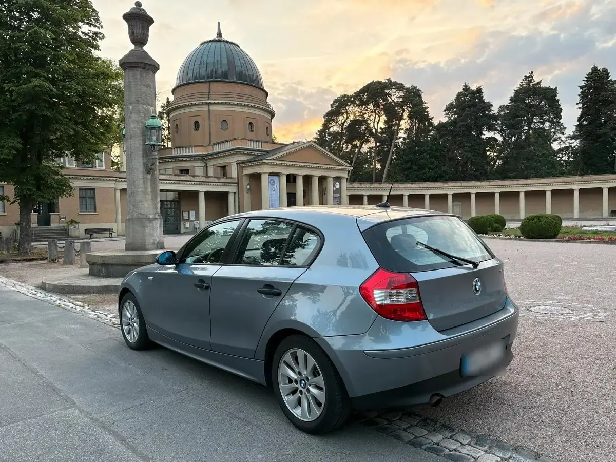Gebraucht BMW 118 118 PS (86 kW) 2006 Silber Kleinwagen