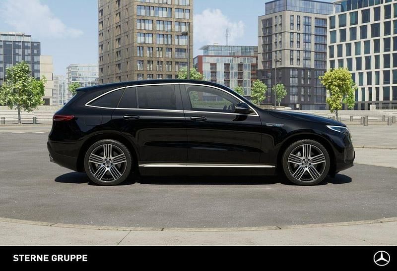 Gebraucht Mercedes EQC400 300 kW (408 PS) 2023 Unilack schwarz SUV
