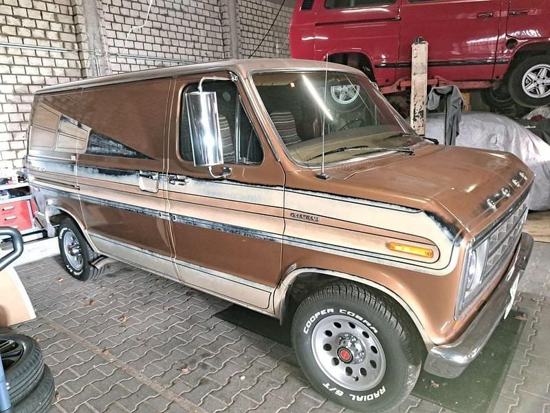 Gebraucht Ford Econoline 158 PS (116 kW) 1976 Beige Van / Kleinbus