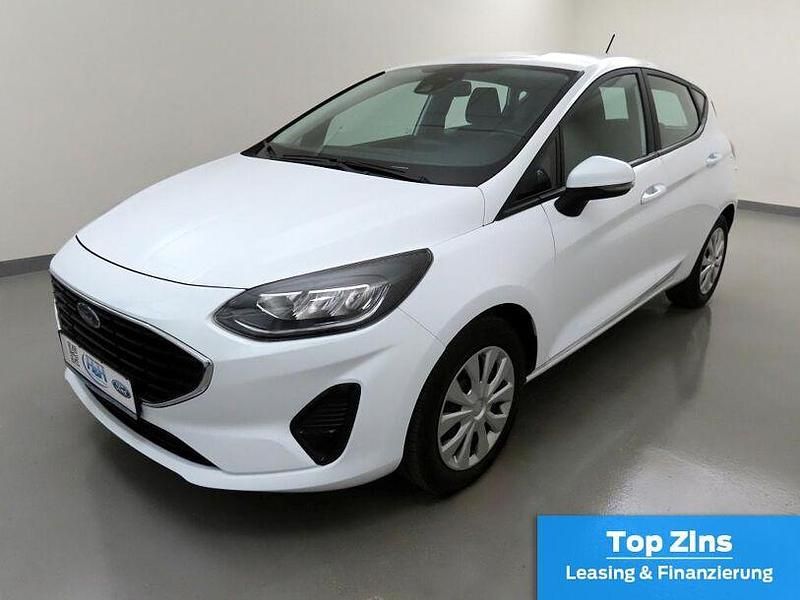 Gebraucht Ford Fiesta Cool & Connect 101 PS (74 kW) 2022 Frostweiß Kleinwagen