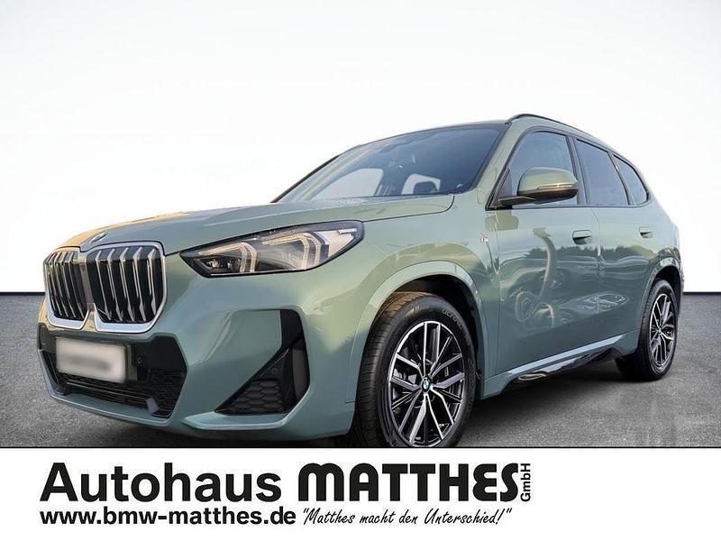 Gruen Gebraucht 2024 BMW X1 Efficient Dynamics SUV | 45.950 € (Fairer Preis) - Bild 1/4