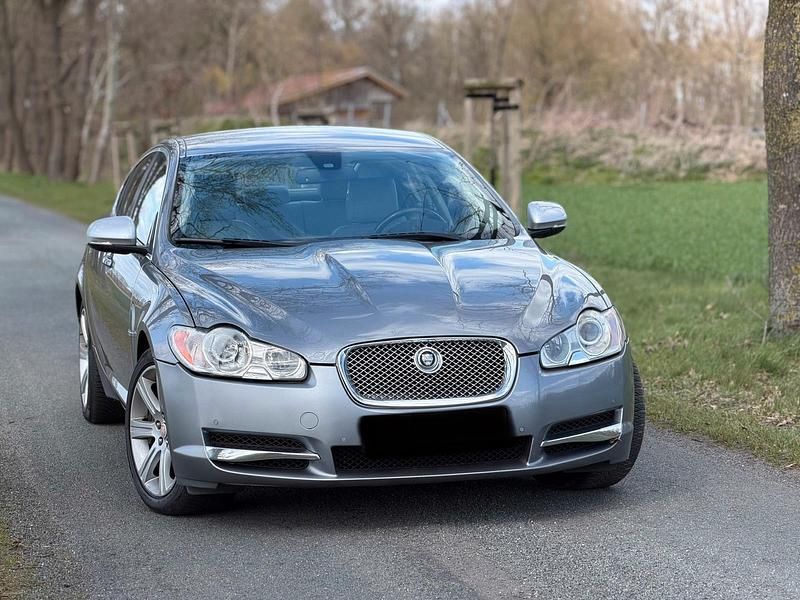 Gebraucht Jaguar XF 240 PS (176 kW) 2010 Gold Limousine
