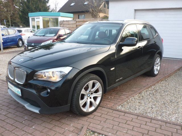 Schwarz Gebraucht 2011 BMW X1 Performance SUV | 12.900 € (Fairer Preis) - Bild 1/4