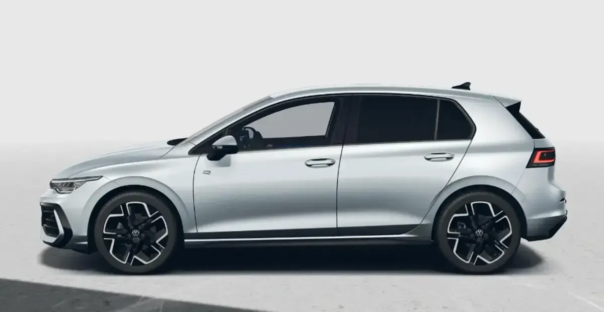 Neu VW Golf VIII R-line 150 PS (110 kW) 2026 Oyster silver Limousine
