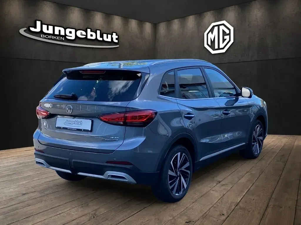 Neu MG ZS Luxury 197 PS (144 kW) 2026 Grau SUV