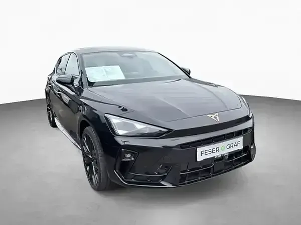 Neu Cupra Leon 272 PS (200 kW) 2026 Midnight schwarz Limousine