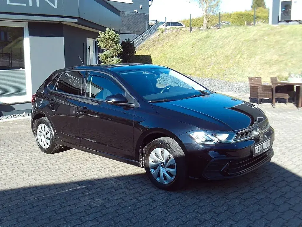Gebraucht VW Polo Life 80 PS (58 kW) 2024 Schwarz Kleinwagen