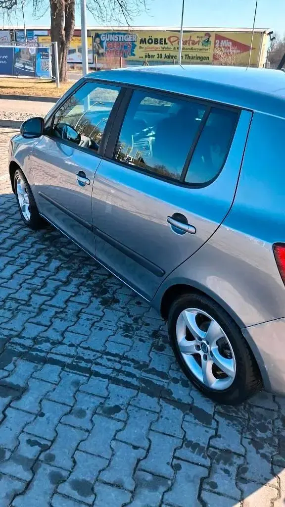 Gebraucht Skoda Fabia 86 PS (63 kW) 2013 Grau Kleinwagen