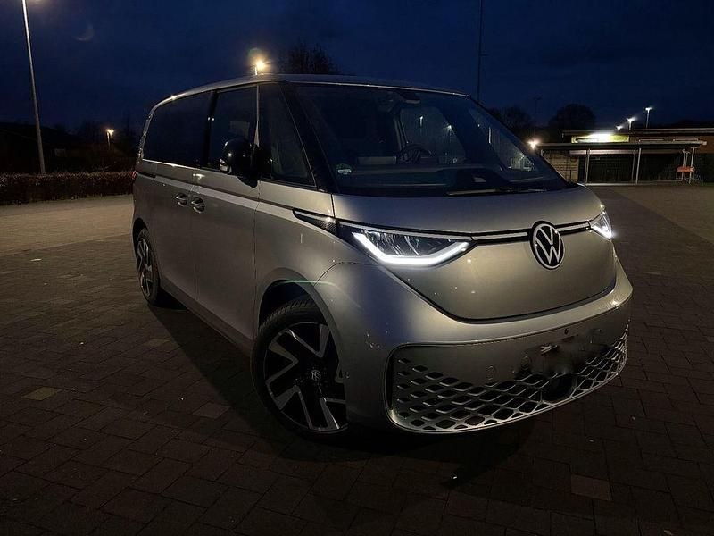 Gebraucht VW ID. Buzz Pure 125 kW (170 PS) 2025 Silber Van / Kleinbus