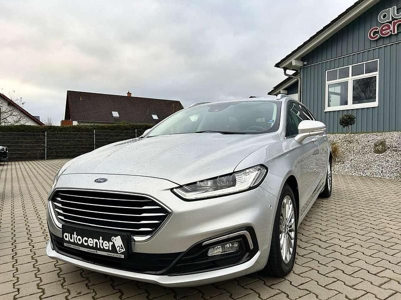 Gebraucht Ford Mondeo Titanium 150 PS (110 kW) 2020 Silber Kombi