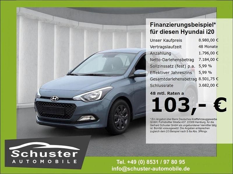 Blau Gebraucht 2017 Hyundai i20 Classic Limousine | 8.980 € (Fairer Preis) - Bild 1/4