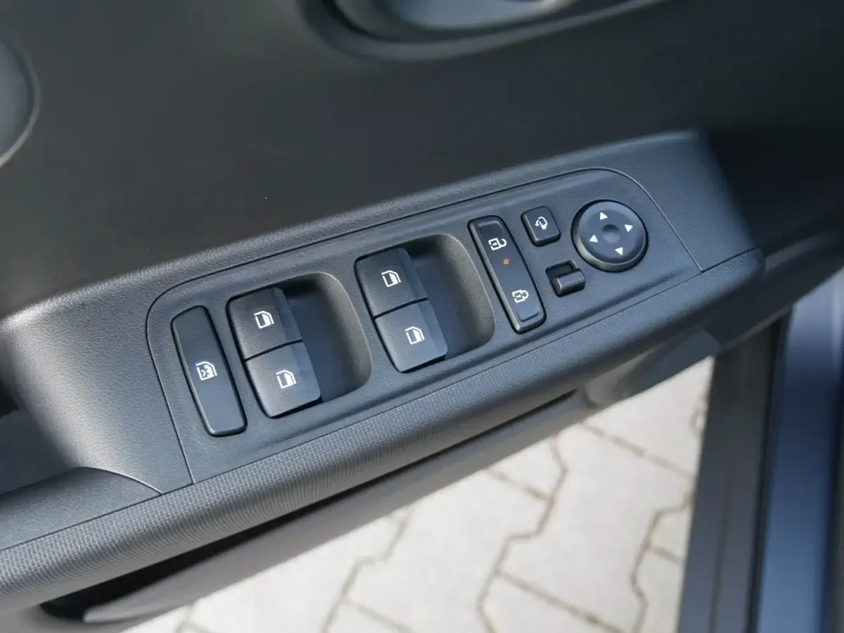 Gebraucht Hyundai Inster Select 52 kW (71 PS) 2026 Blau Kleinwagen