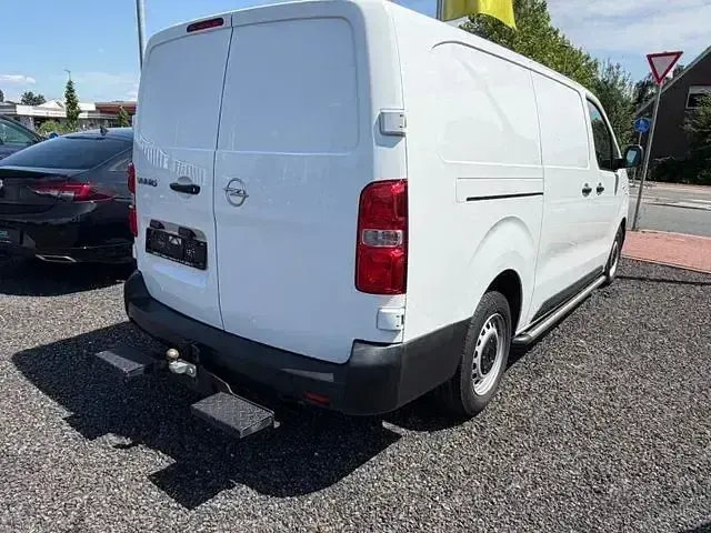 Gebraucht Opel Vivaro-e Combi Edition 122 PS (89 kW) 2020 Andere Van / Kleinbus