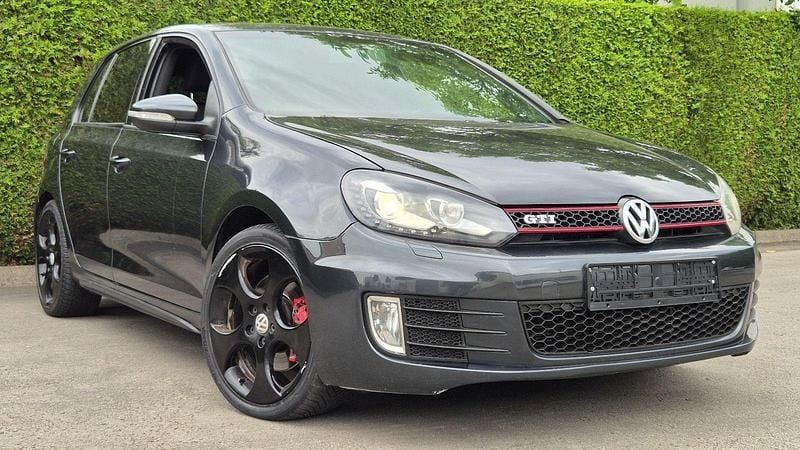 Gebraucht VW Golf VI GTI 211 PS (155 kW) 2011 Grau Kleinwagen