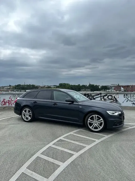 Gebraucht Audi A6 S-Line 245 PS (180 kW) 2012 Blau Kombi