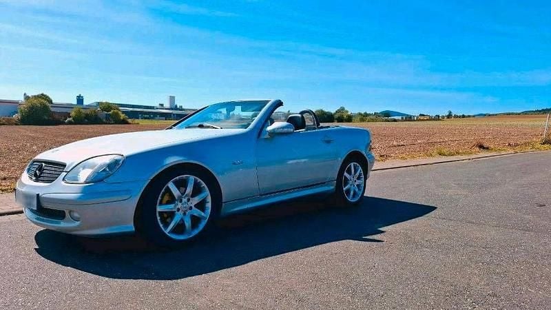 Gebraucht Mercedes SLK200 163 PS (119 kW) 2002 Silber Cabrio