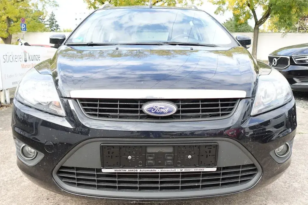 Gebraucht Ford Focus 125 PS (91 kW) 2009 Schwarz Limousine