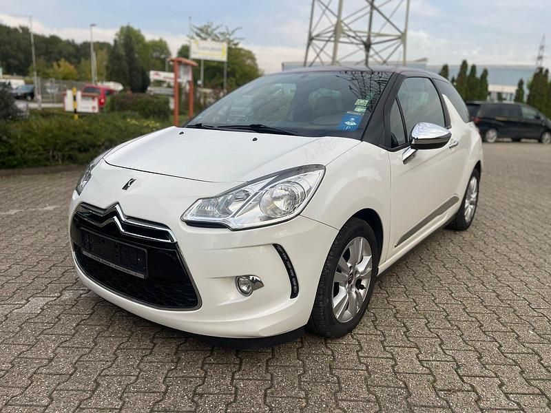 Weiß Gebraucht 2012 Citroën DS3 Kleinwagen | 3.900 € (Fairer Preis) - Bild 1/4