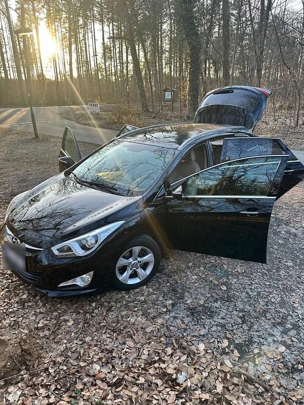 Gebraucht Hyundai i40 2011 Schwarz Limousine