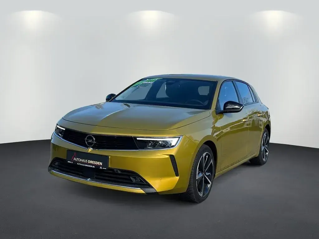 Occasion Opel Astra Edition 181 ch (133 kW) 2022 Jaune Citadine