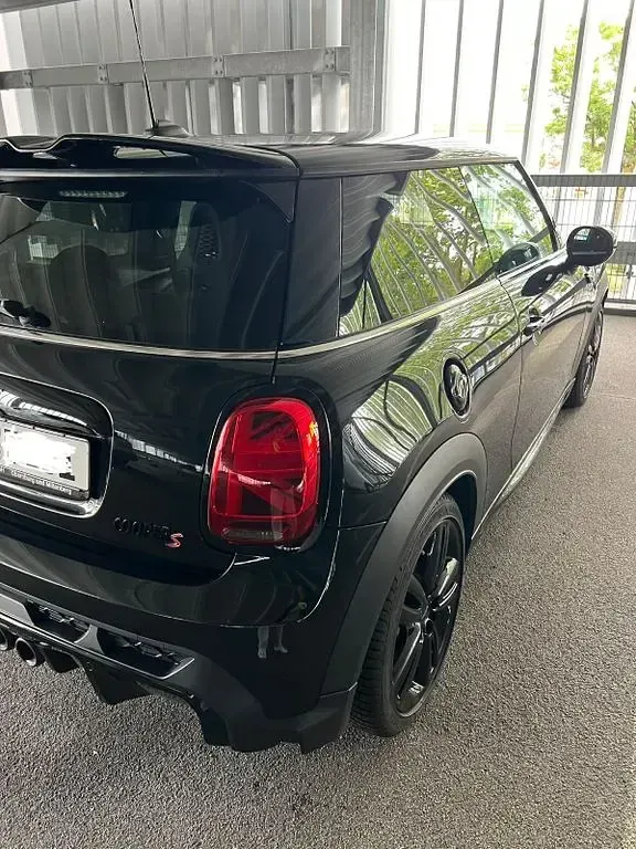 Gebraucht Mini John Cooper Works 178 PS (130 kW) 2023 Schwarz Kleinwagen