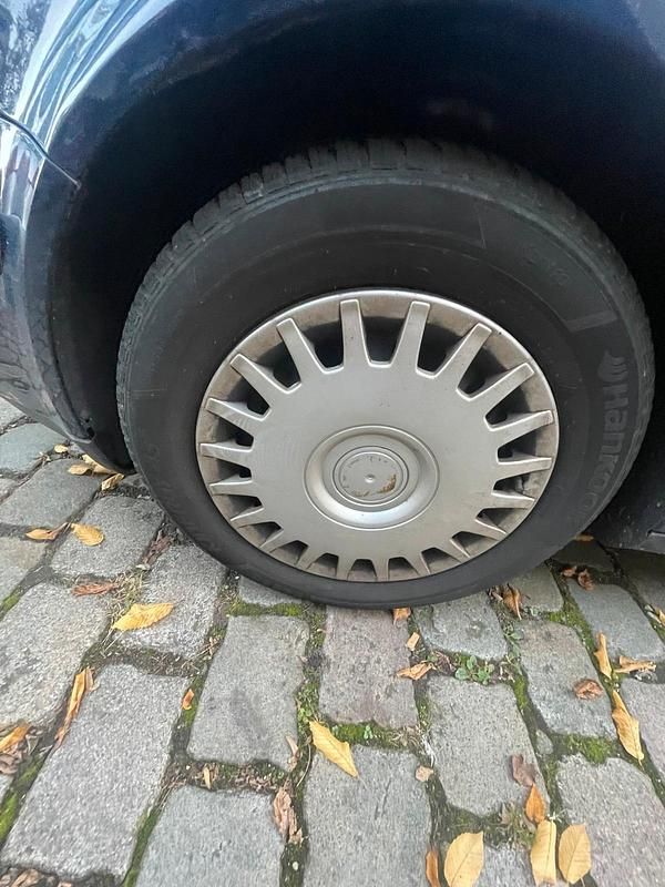 Gebraucht VW Golf IV 101 PS (74 kW) 2000 Blau Kleinwagen