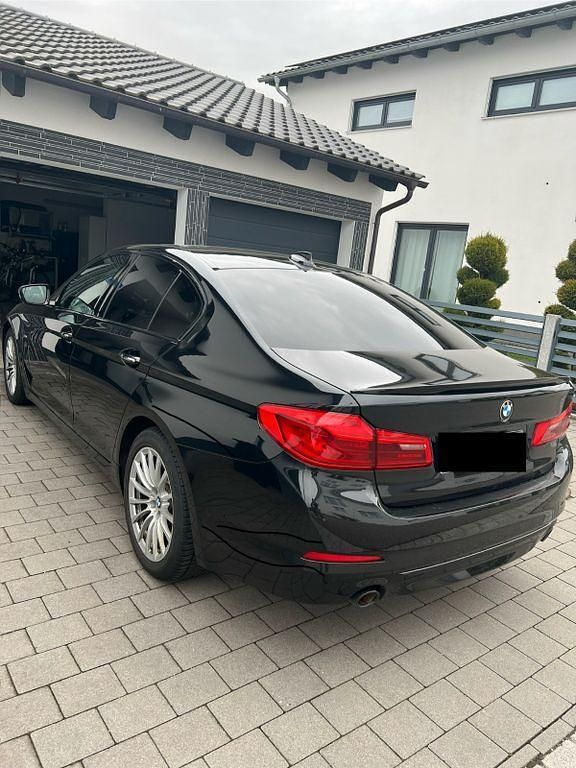 Gebraucht BMW 530 265 PS (194 kW) 2017 Schwarz Limousine