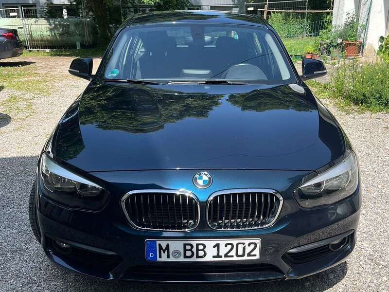 Blau Gebraucht 2016 BMW 116 Kleinwagen | 10.500 € (Fairer Preis) - Bild 1/4