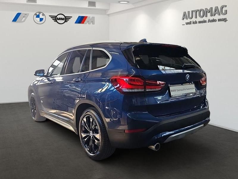 Gebraucht BMW X1 xLine 125 PS (91 kW) 2021 Phytonicblau SUV