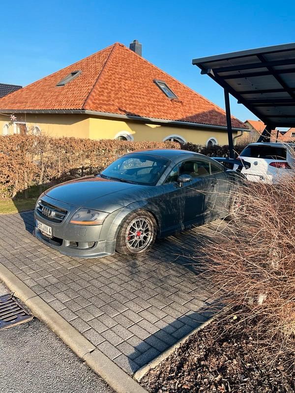 Gebraucht Audi TT 224 PS (164 kW) 2003 Grau Coupé