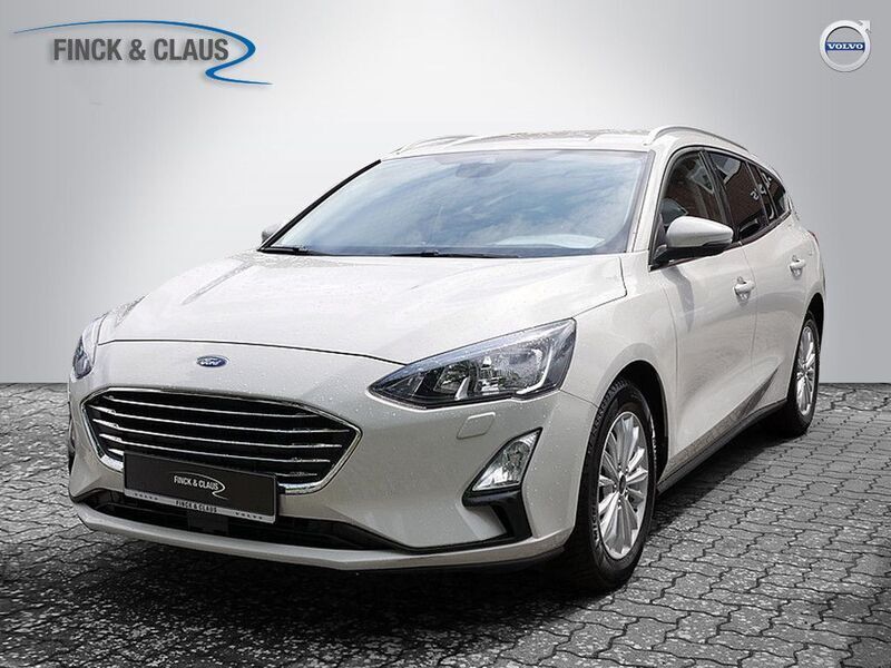 Weiß Gebraucht 2022 Ford Focus Titanium X Kombi | 16.890 € (Guter Preis) - Bild 1/4