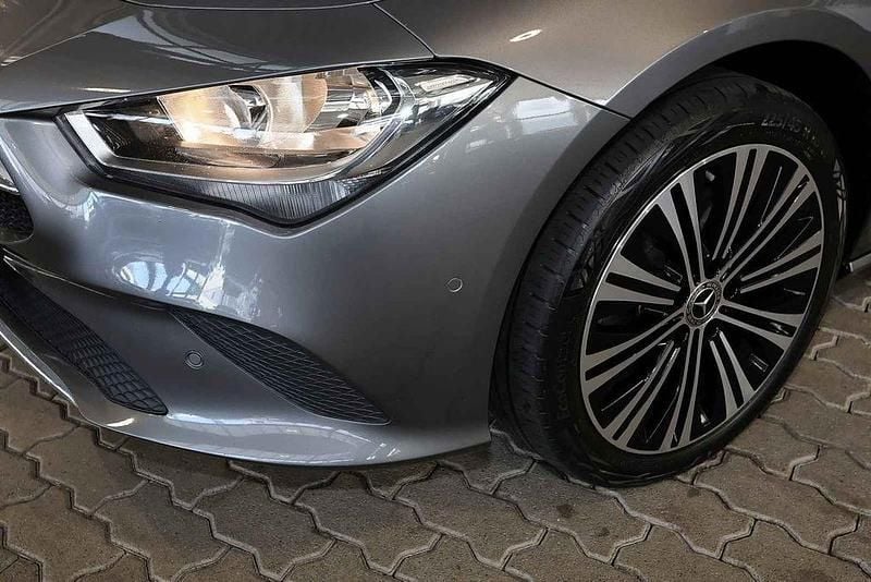 Gebraucht Mercedes CLA250e Shooting Brake Progressive 160 PS (117 kW) 2022 Grau Kombi