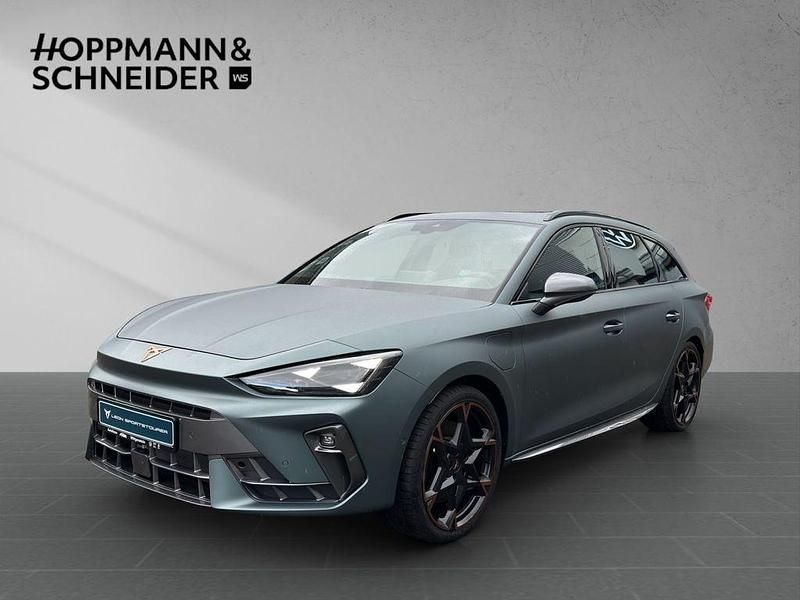 Enceladusgrau matt Gebraucht 2025 Cupra Leon VZ Kombi | 45.810 € (Fairer Preis) - Bild 1/4
