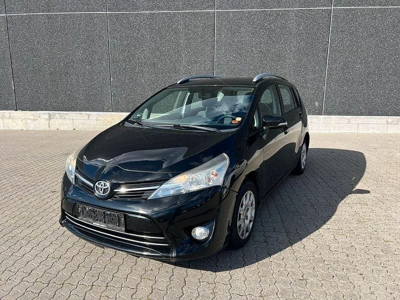 Schwarz Gebraucht 2013 Toyota Verso Life Van / Kleinbus | 7.500 € (Fairer Preis) - Bild 1/4