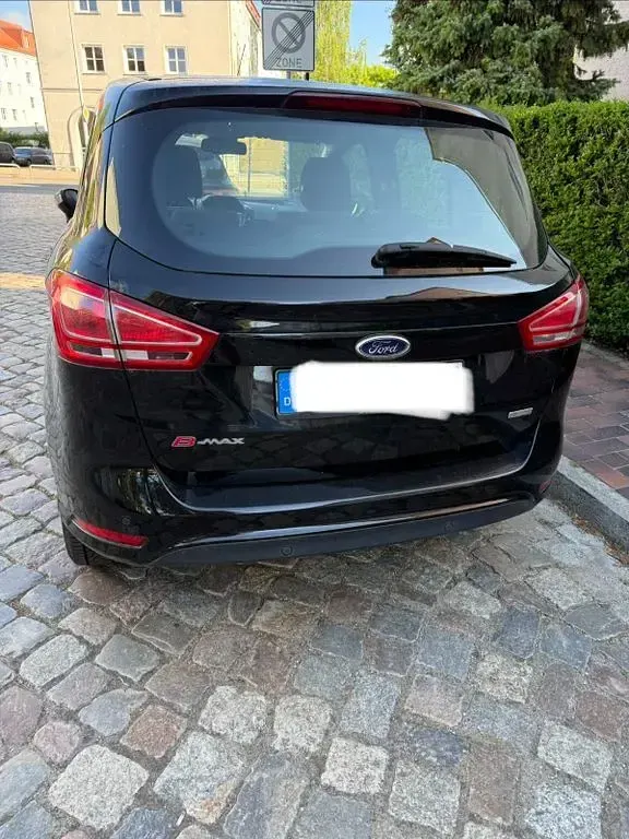 Gebraucht Ford B-MAX Titanium 125 PS (91 kW) 2017 Schwarz Van / Kleinbus