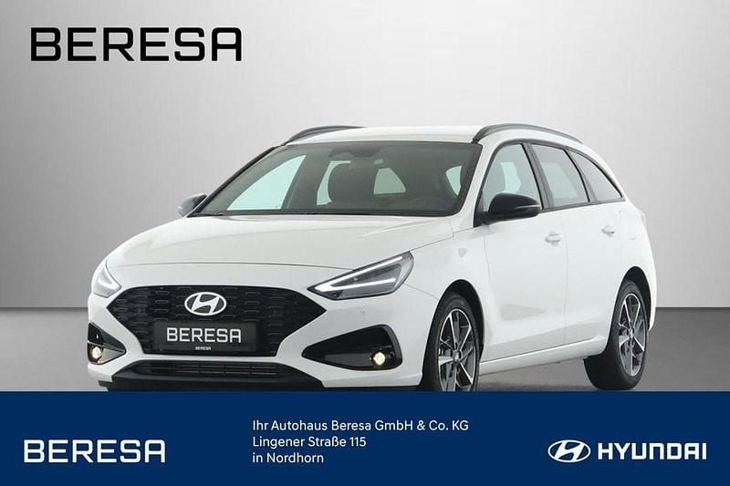 Weiß Neu 2025 Hyundai i30 Advantage Kombi | 24.310 € (Fairer Preis) - Bild 1/4