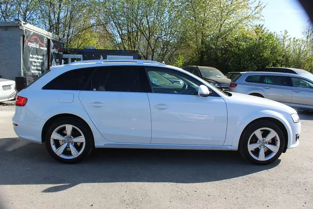 Gebraucht Audi A4 Allroad Sport 245 PS (180 kW) 2015 Weiß Kombi