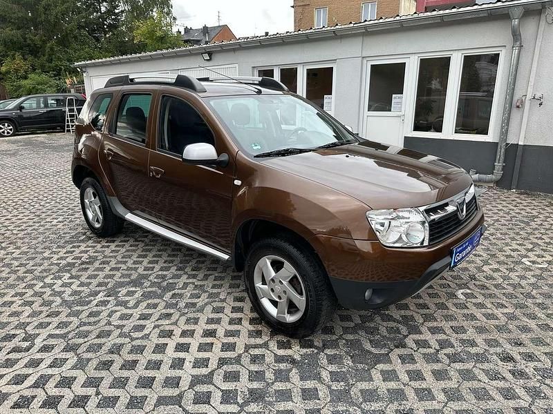 Braun cajou Gebraucht 2011 Dacia Duster Prestige SUV | 6.900 € (Fairer Preis) - Bild 1/4