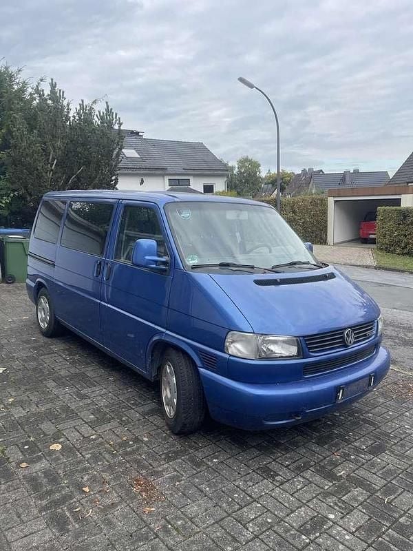 Second-hand VW T4 102 CP (75 kW) 2000 Albastru Van