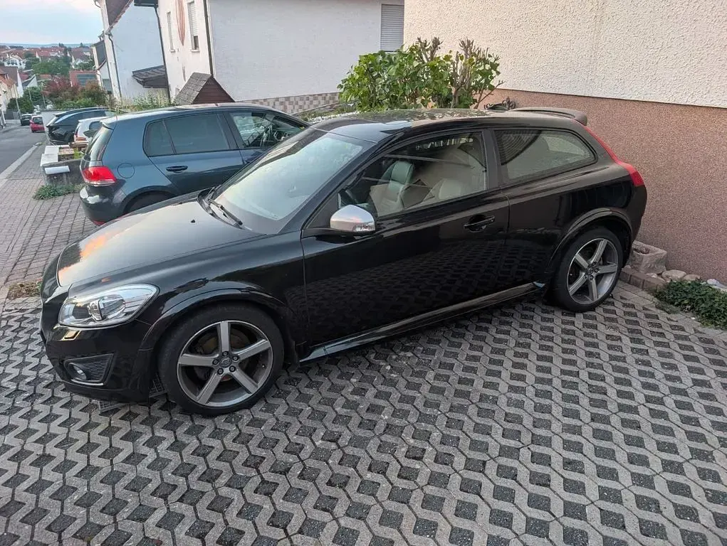 Gebraucht Volvo C30 R-Design 145 PS (106 kW) 2011 Schwarz Kleinwagen