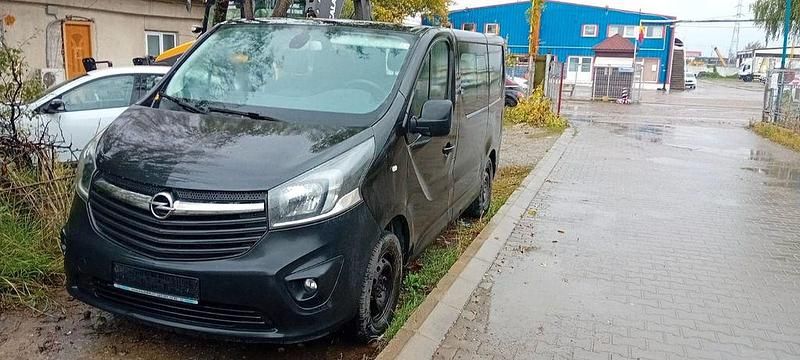 Schwarz Gebraucht 2019 Opel Vivaro Van | 11.990 € (Fairer Preis) - Bild 1/4