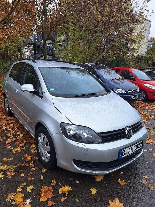 Silber Gebraucht 2011 VW Golf Plus Cross Van / Kleinbus | 5.925 € (Fairer Preis) - Bild 1/4