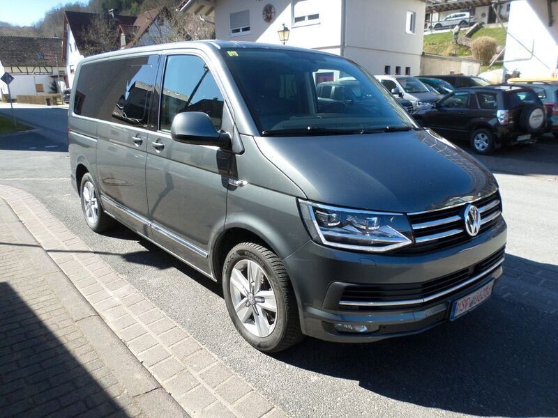 Gebraucht VW T6.1 Generation Six 199 PS (146 kW) 2019 Grau Van