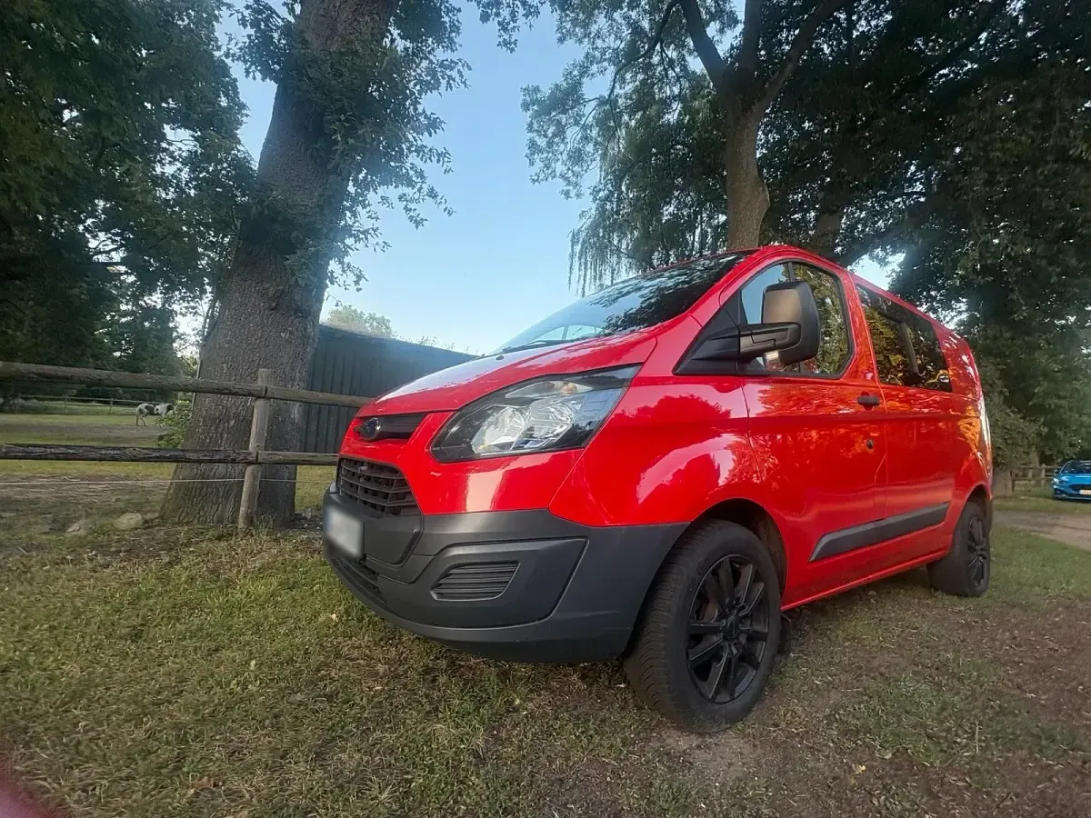 Gebraucht Ford Transit Custom 101 PS (74 kW) 2014 Rot Van